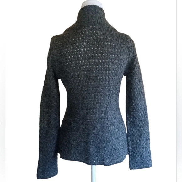 Unbranded Made in Italy Wool Mohair Open Knit Single Button Attached Scarf Large - Picture 5 of 7